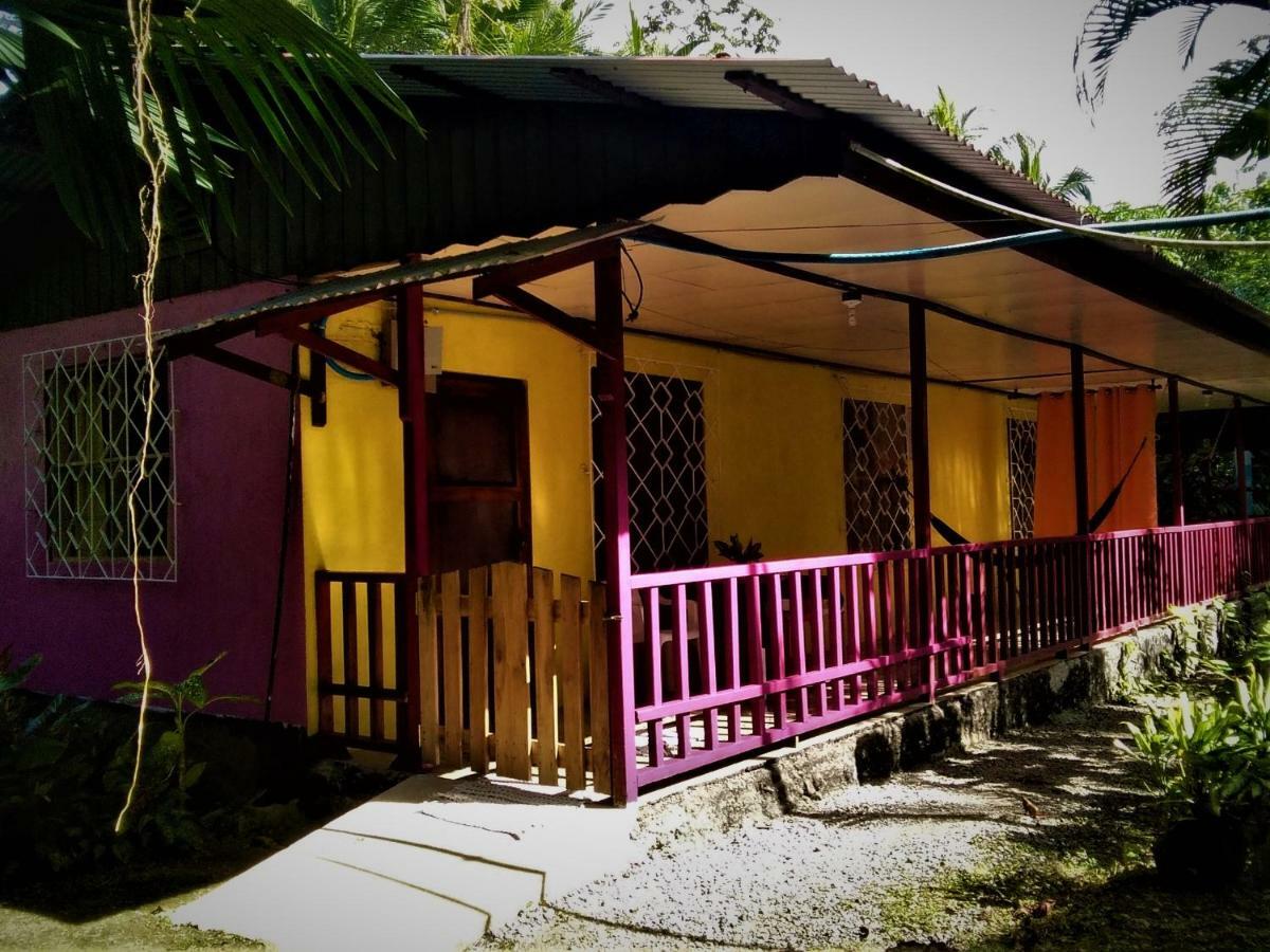 Cabinas Algebra Cahuita Exterior foto